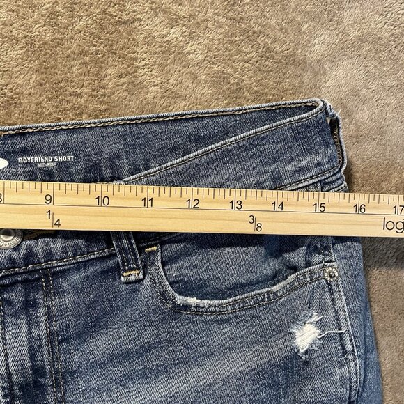 Old Navy Shorts Womens 10 Boyfriend Mid Rise Distressed Medium Wash Denim Jean - Picture 6 of 6